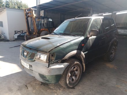 Vehiculo en el desguace: NISSAN TERRANO II (R20) 2.7 TDi 4WD