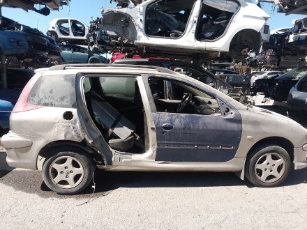 Vehiculo en el desguace: PEUGEOT 206 SW (2E/K) 1.4 HDi