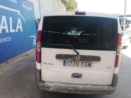 Vehiculo en el desguace: FIAT DOBLO Furgoneta/monovolumen (223_) 1.3 D Multijet