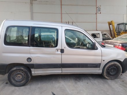 Vehiculo en el desguace: CITROËN BERLINGO / BERLINGO FIRST Monospace (MF_, GJK_, GFK_) 1.9 D (MFWJZ)