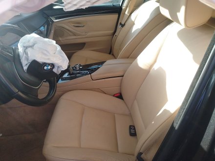 Vehiculo en el desguace: BMW 5 (F10) 530 d