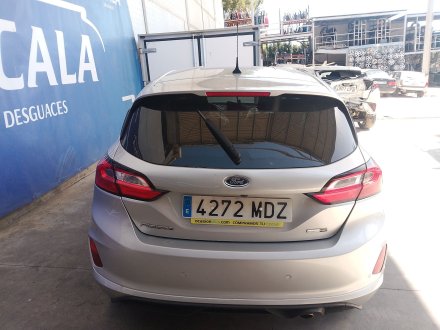 Vehiculo en el desguace: FORD FIESTA VII (HJ, HF) 1.0 EcoBoost