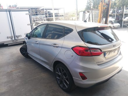Vehiculo en el desguace: FORD FIESTA VII (HJ, HF) 1.0 EcoBoost