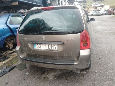 Vehiculo en el desguace: PEUGEOT 307 SW (3H) 1.6 HDI 110