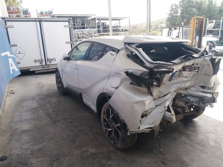 Vehiculo en el desguace: TOYOTA C-HR (_X1_) 1.8 Hybrid (ZYX10_, ZYX11_)