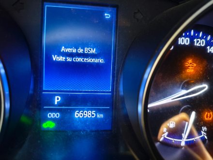 Vehiculo en el desguace: TOYOTA C-HR (_X1_) 1.8 Hybrid (ZYX10_, ZYX11_)