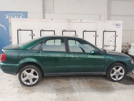 Vehiculo en el desguace: AUDI A4 B5 (8D2) 1.9 TDI