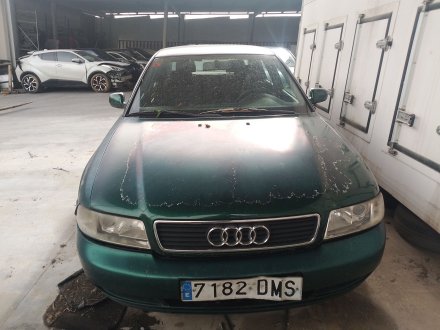 Vehiculo en el desguace: AUDI A4 B5 (8D2) 1.9 TDI