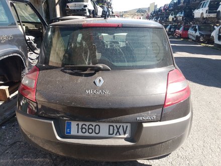 Vehiculo en el desguace: RENAULT MEGANE II (BM0/1_, CM0/1_) 1.5 dCi (BM1E, CM1E)