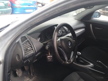 Vehiculo en el desguace: BMW 1 (E87) 118 d