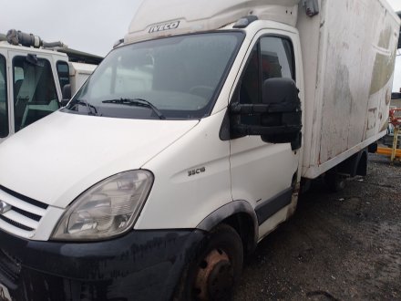 Vehiculo en el desguace: IVECO DAILY IV Caja/Chasis 35C18, 35S18