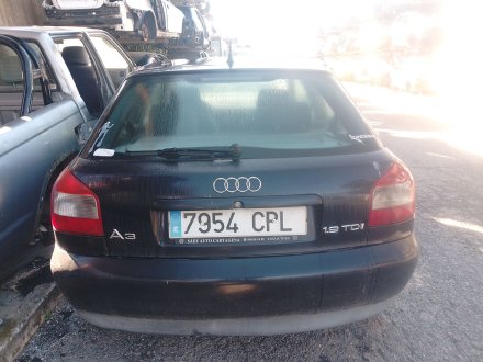 Vehiculo en el desguace: AUDI A3 (8L1) 1.9 TDI