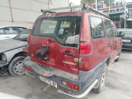 Vehiculo en el desguace: NISSAN TERRANO II (R20) 2.7 TD 4WD
