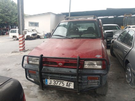 Vehiculo en el desguace: NISSAN TERRANO II (R20) 2.7 TD 4WD