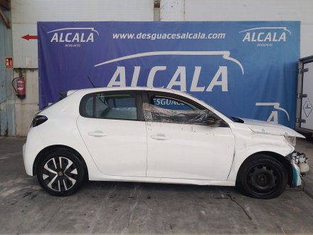 Vehiculo en el desguace: PEUGEOT 208 *