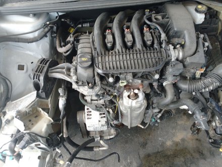 Vehiculo en el desguace: PEUGEOT 208 *