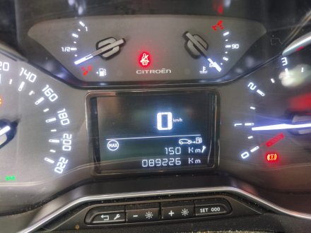 Vehiculo en el desguace: CITROËN C3 III (SX) 1.2 PureTech 82