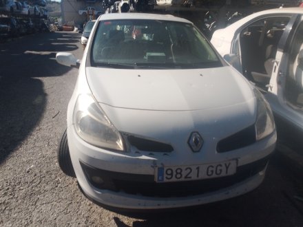 Vehiculo en el desguace: RENAULT CLIO III (BR0/1, CR0/1) 1.5 dCi (C/BR0G, C/BR1G)