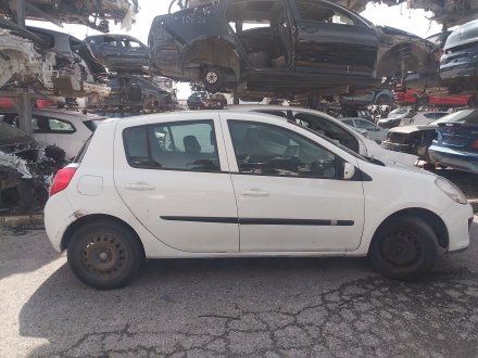 Vehiculo en el desguace: RENAULT CLIO III (BR0/1, CR0/1) 1.5 dCi (C/BR0G, C/BR1G)
