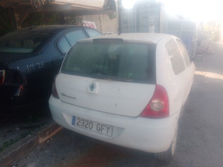 Vehiculo en el desguace: RENAULT CLIO II (BB_, CB_) 1.5 dCi (B/CB3M)