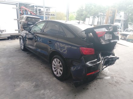 Vehiculo en el desguace: AUDI A3 Limousine (8VS, 8VM) 1.6 TDI