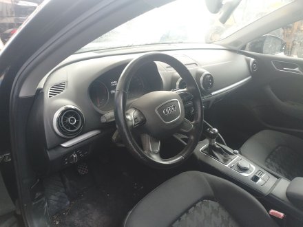Vehiculo en el desguace: AUDI A3 Limousine (8VS, 8VM) 1.6 TDI