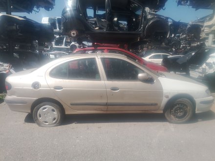 Vehiculo en el desguace: RENAULT MEGANE I Classic (LA0/1_) 1.6 e (LA0F, LA0S)