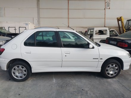 Vehiculo en el desguace: PEUGEOT 306 Hatchback (7A, 7C, N3, N5) 1.9 D