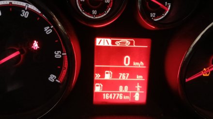 Vehiculo en el desguace: OPEL MERIVA B Monospace (S10) 1.6 CDTI (75)