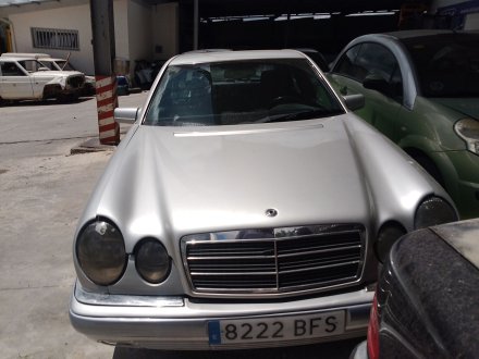 Vehiculo en el desguace: MERCEDES-BENZ CLASE E (W210) E 290 Turbo-D (210.017)