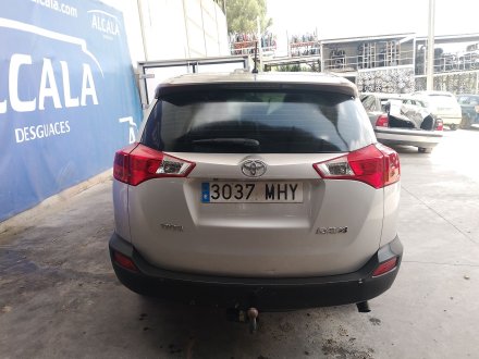 Vehiculo en el desguace: TOYOTA RAV 4 IV (_A4_) 2.0 D (ALA40_)