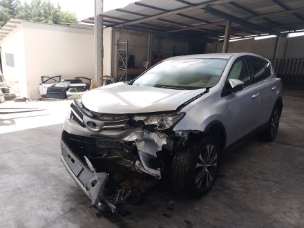 Vehiculo en el desguace: TOYOTA RAV 4 IV (_A4_) 2.0 D (ALA40_)