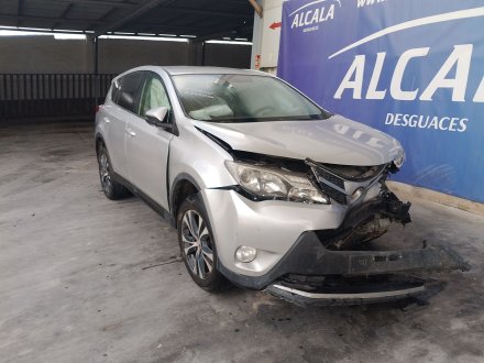 Vehiculo en el desguace: TOYOTA RAV 4 IV (_A4_) 2.0 D (ALA40_)