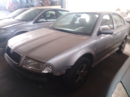 Vehiculo en el desguace: SKODA OCTAVIA I (1U2) 1.9 TDI