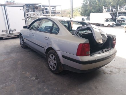 Vehiculo en el desguace: VOLKSWAGEN PASSAT B5 (3B2) 1.9 TDI