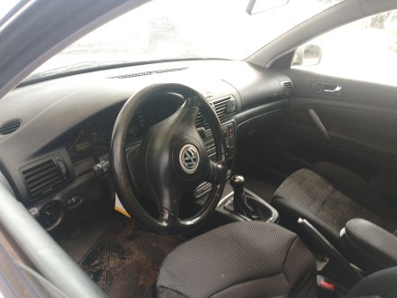 Vehiculo en el desguace: VOLKSWAGEN PASSAT B5 (3B2) 1.9 TDI