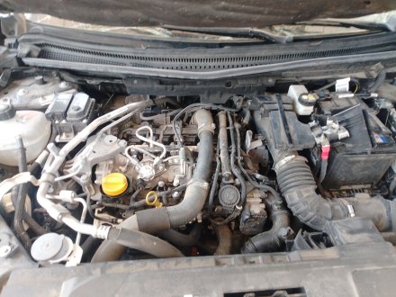 Vehiculo en el desguace: RENAULT AUSTRAL TCe 140