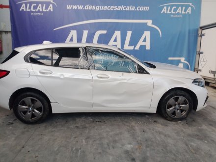 Vehiculo en el desguace: BMW 1 (F40) 118 i