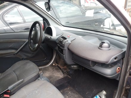 Vehiculo en el desguace: SMART FORTWO Coupé (450) 0.7 (450.352, 450.332)