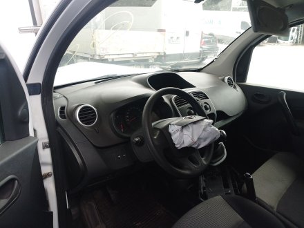 Vehiculo en el desguace: NISSAN NV250 Furgoneta (X61) dCi 115