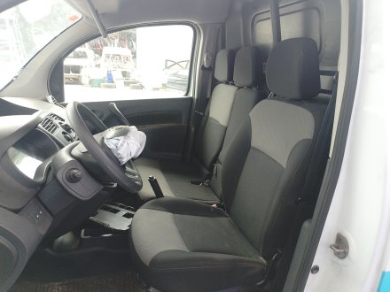 Vehiculo en el desguace: NISSAN NV250 Furgoneta (X61) dCi 115