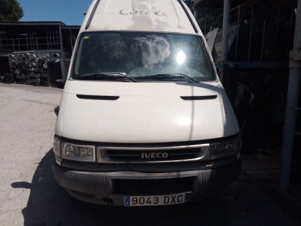 Vehiculo en el desguace: IVECO DAILY III Furgoneta 50 C 14