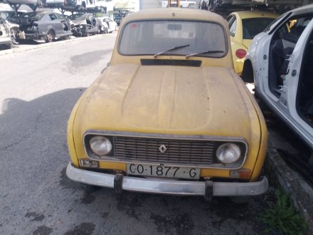 Vehiculo en el desguace: RENAULT 4 (112_) 0.8 (1123)