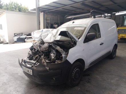 Vehiculo en el desguace: RENAULT EXPRESS Furgoneta/monovolumen 1.5 Blue dCi 95 (F6AB)