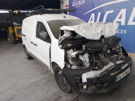 Vehiculo en el desguace: RENAULT EXPRESS Furgoneta/monovolumen 1.5 Blue dCi 95 (F6AB)