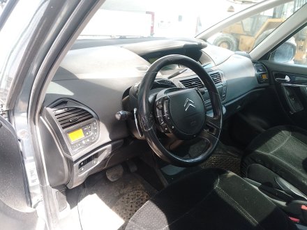 Vehiculo en el desguace: CITROËN C4 GRAND PICASSO I (UA_) 2.0 HDi 138