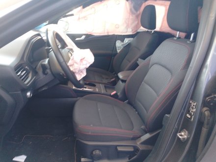 Vehiculo en el desguace: FORD KUGA III (DFK) 2.0 TDCi