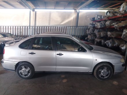 Vehiculo en el desguace: SEAT CORDOBA Vario (6K5) 1.9 TDI