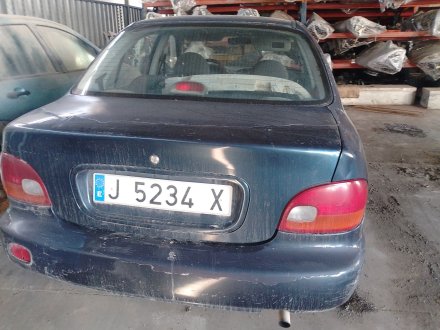 Vehiculo en el desguace: HYUNDAI ACCENT Sedán (X-3) 1.5 i 12V