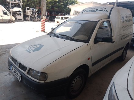 Vehiculo en el desguace: SEAT INCA (6K9) 1.9 D